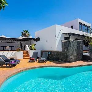 Casa Seara Piscina, Wifi Y 400 Metro De La Playa, Villa